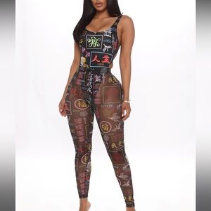 Fashion nova don’t mesh with me set in black/combo